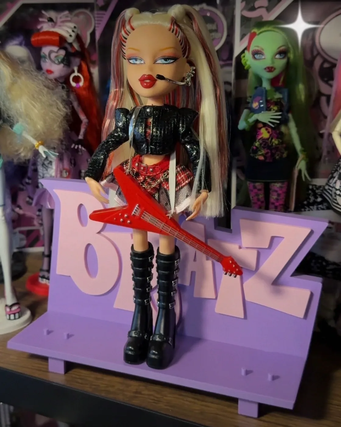Полочка BRATZ фиолетовая (копия) — фото 6